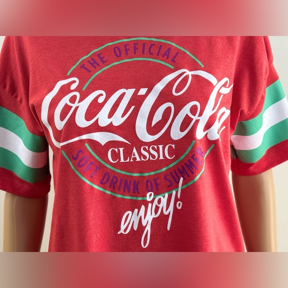 Coca Cola Classic Women’s T-shirt, Short Sleeve, Red Size XS - Picture 2 of 8